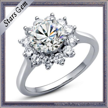 Modische schöne Blume Form glänzender Diamant-Schmuck-Ring
